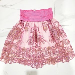 Extraordinary French brand skirt